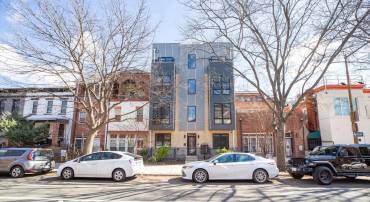 11 15TH ST NE #3, WASHINGTON, District Of Columbia 20002, 1 Bedroom Bedrooms, ,1 BathroomBathrooms,Residential,For sale,11 15TH ST NE #3,DCDC2187756 MLS # DCDC2187756