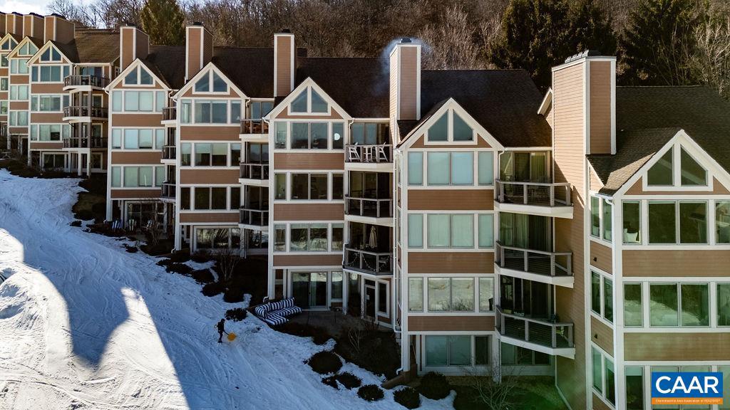 947 DIAMOND HILL CONDOS, WINTERGREEN RESORT, Virginia 22967, 3 Bedrooms Bedrooms, ,3 BathroomsBathrooms,Residential,For sale,947 DIAMOND HILL CONDOS,661400 MLS # 661400