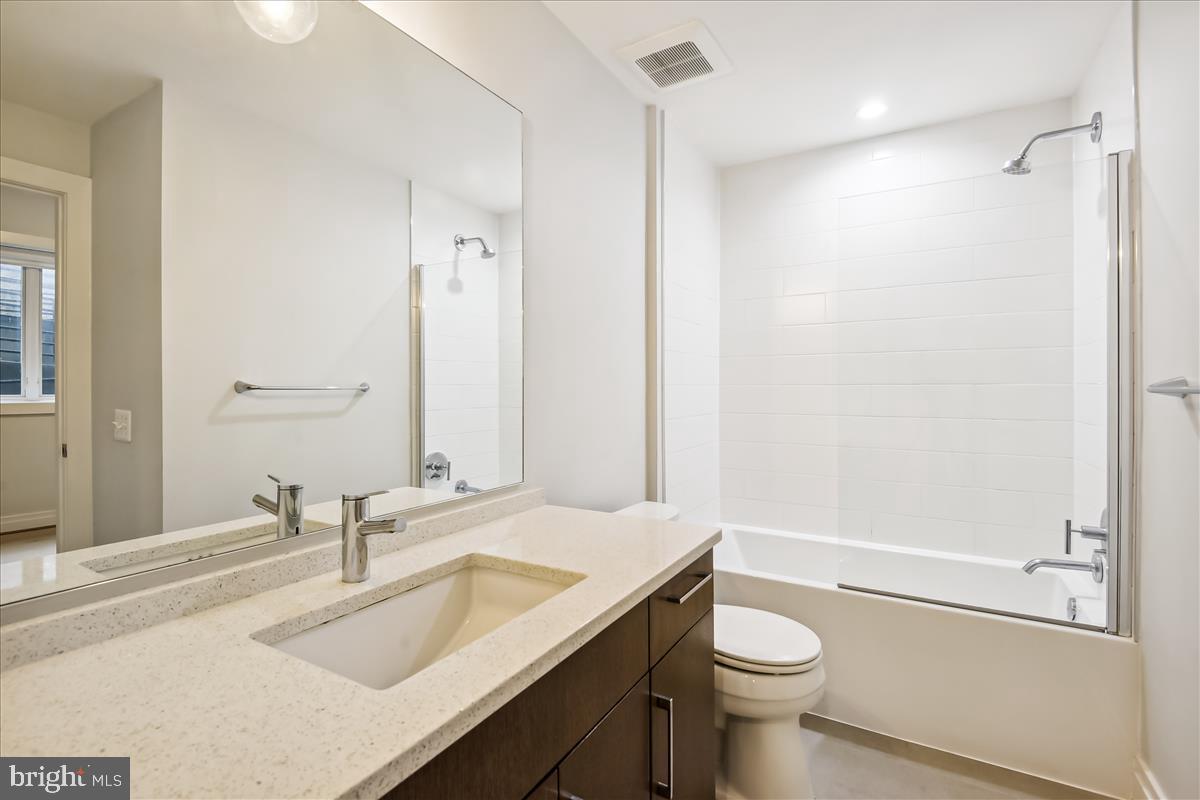 7101 GEORGIA AVE NW #3, WASHINGTON, District Of Columbia 20012, 1 Bedroom Bedrooms, ,1 BathroomBathrooms,Residential,For sale,7101 GEORGIA AVE NW #3,DCDC2185228 MLS # DCDC2185228