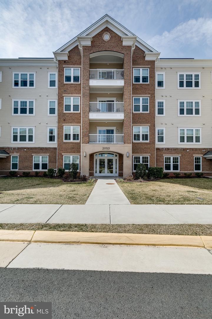 20515 LITTLE CREEK TER #103, ASHBURN, Virginia 20147, 2 Bedrooms Bedrooms, ,2 BathroomsBathrooms,Residential,For sale,20515 LITTLE CREEK TER #103,VALO2089170 MLS # VALO2089170