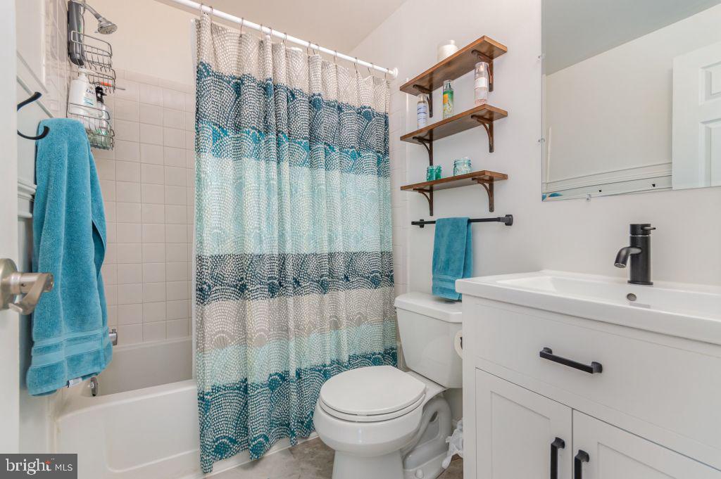 6640 BRIARLEIGH WAY, ALEXANDRIA, Virginia 22315, 3 Bedrooms Bedrooms, ,2 BathroomsBathrooms,Residential,For sale,6640 BRIARLEIGH WAY,VAFX2223528 MLS # VAFX2223528