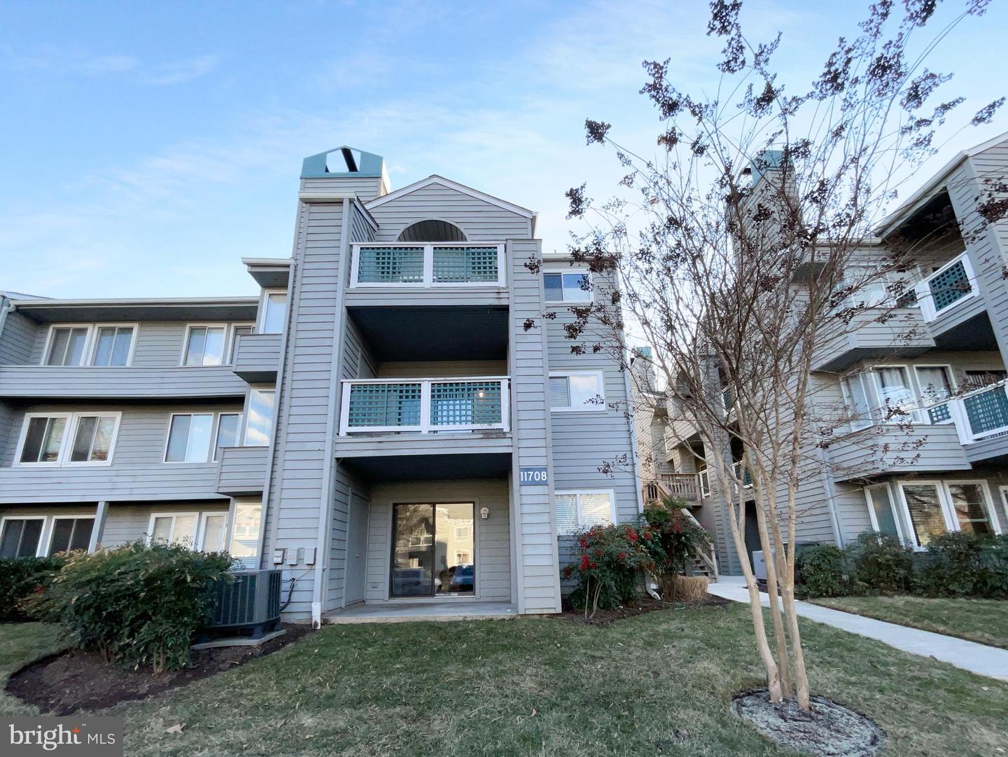 11708-D SUMMERCHASE CIR #D, RESTON, Virginia 20194, 2 Bedrooms Bedrooms, ,2 BathroomsBathrooms,Residential,For sale,11708-D SUMMERCHASE CIR #D,VAFX2224942 MLS # VAFX2224942