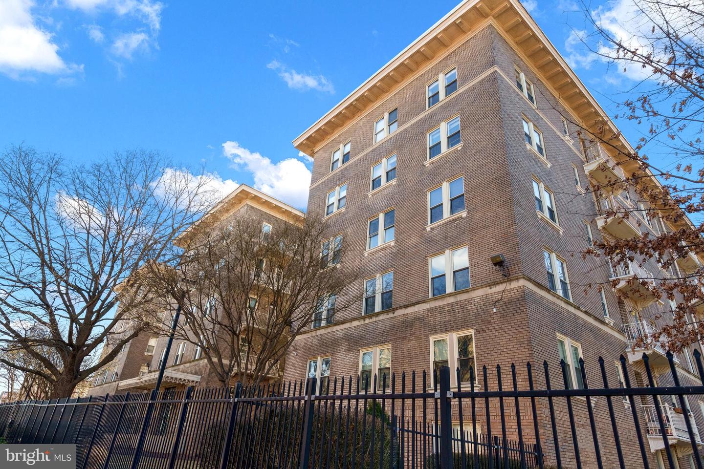 1308 CLIFTON ST NW #114, WASHINGTON, District Of Columbia 20009, 2 Bedrooms Bedrooms, ,1 BathroomBathrooms,Residential,For sale,1308 CLIFTON ST NW #114,DCDC2187754 MLS # DCDC2187754