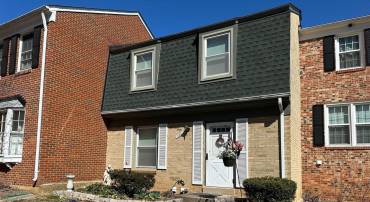 990 HOLBORN CT, STERLING, Virginia 20164, 2 Bedrooms Bedrooms, ,2 BathroomsBathrooms,Residential,For sale,990 HOLBORN CT,VALO2090152 MLS # VALO2090152