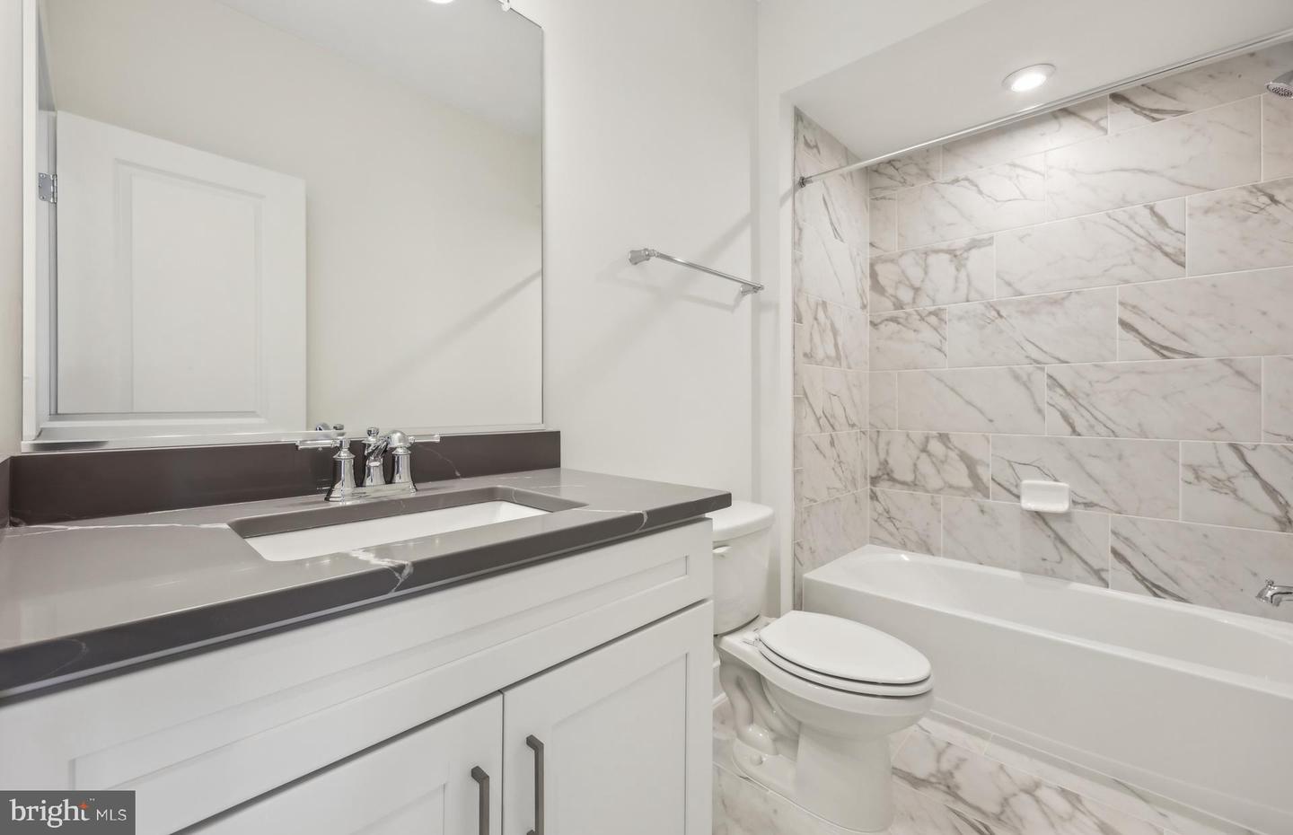 10804 WILLOW TER, FAIRFAX, Virginia 22030, 4 Bedrooms Bedrooms, ,3 BathroomsBathrooms,Residential,For sale,10804 WILLOW TER,VAFX2225056 MLS # VAFX2225056