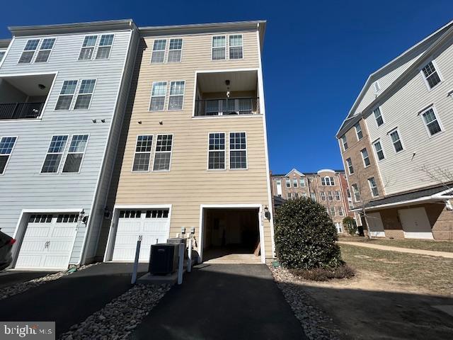 42790 LAUDER TER, ASHBURN, Virginia 20147, 3 Bedrooms Bedrooms, ,2 BathroomsBathrooms,Residential,For sale,42790 LAUDER TER,VALO2090178 MLS # VALO2090178