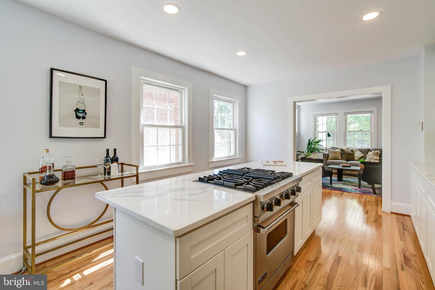 6211 5TH ST NW, WASHINGTON, District Of Columbia 20011, 4 Bedrooms Bedrooms, ,3 BathroomsBathrooms,Residential,For sale,6211 5TH ST NW,DCDC2187882 MLS # DCDC2187882