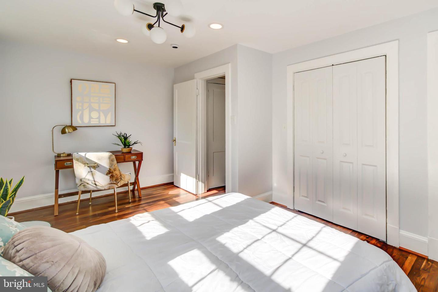 6211 5TH ST NW, WASHINGTON, District Of Columbia 20011, 4 Bedrooms Bedrooms, ,3 BathroomsBathrooms,Residential,For sale,6211 5TH ST NW,DCDC2187882 MLS # DCDC2187882