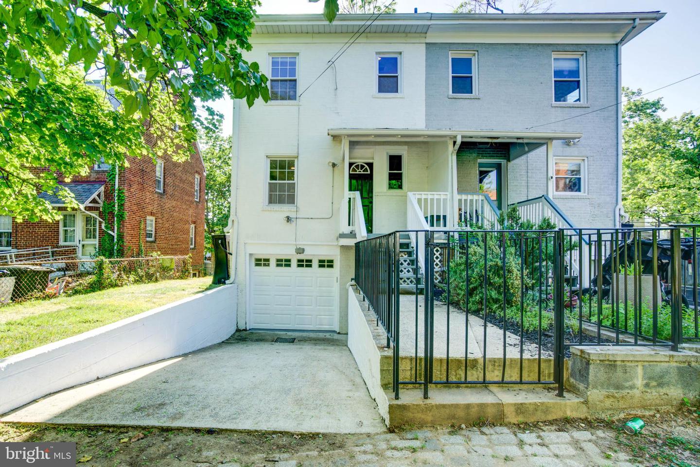 6211 5TH ST NW, WASHINGTON, District Of Columbia 20011, 4 Bedrooms Bedrooms, ,3 BathroomsBathrooms,Residential,For sale,6211 5TH ST NW,DCDC2187882 MLS # DCDC2187882