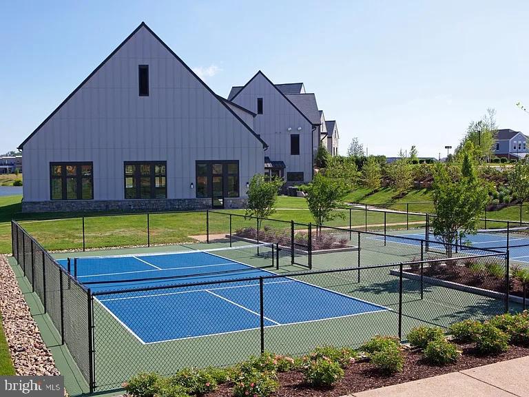 23669 GOLDEN EMBERS SQ #302, ASHBURN, Virginia 20148, 2 Bedrooms Bedrooms, ,2 BathroomsBathrooms,Residential,For sale,23669 GOLDEN EMBERS SQ #302,VALO2090188 MLS # VALO2090188