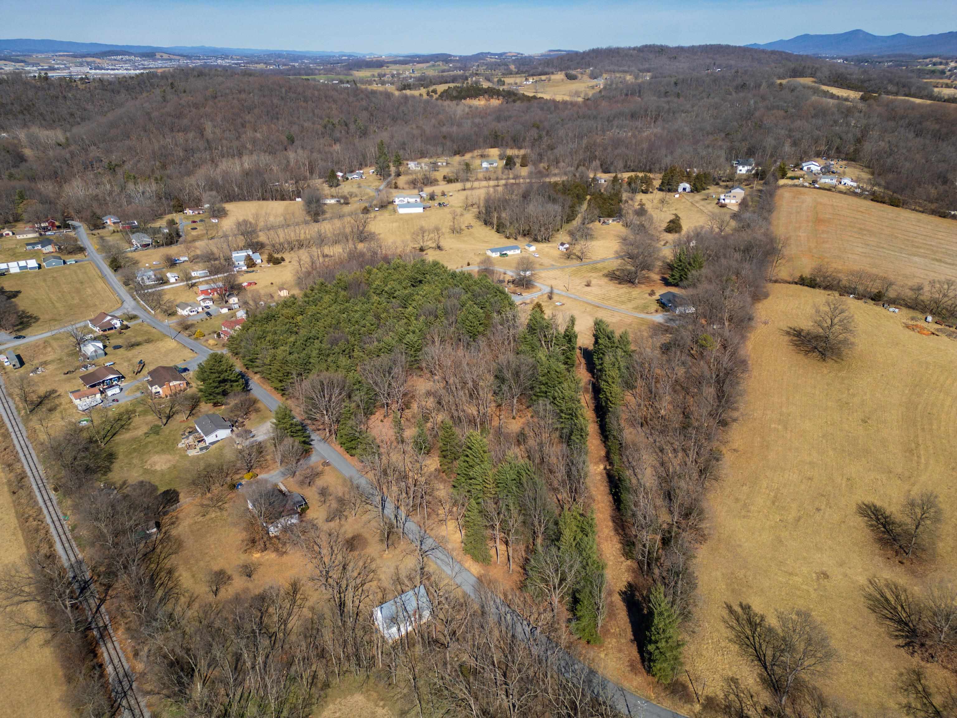 TBD FAIRVIEW RD, MOUNT CRAWFORD, Virginia 22841, ,Land,5 Acres (2 tax map tickets),TBD FAIRVIEW RD,661443 MLS # 661443