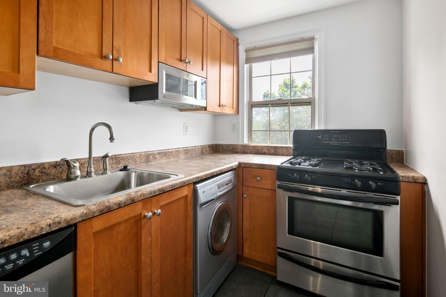 1441 EUCLID ST NW #302, WASHINGTON, District Of Columbia 20009, ,1 BathroomBathrooms,Residential,For sale,1441 EUCLID ST NW #302,DCDC2143840 MLS # DCDC2143840