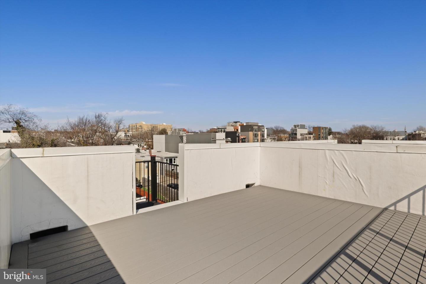 755 COLUMBIA RD NW #2, WASHINGTON, District Of Columbia 20001, 3 Bedrooms Bedrooms, ,3 BathroomsBathrooms,Residential,For sale,755 COLUMBIA RD NW #2,DCDC2175704 MLS # DCDC2175704