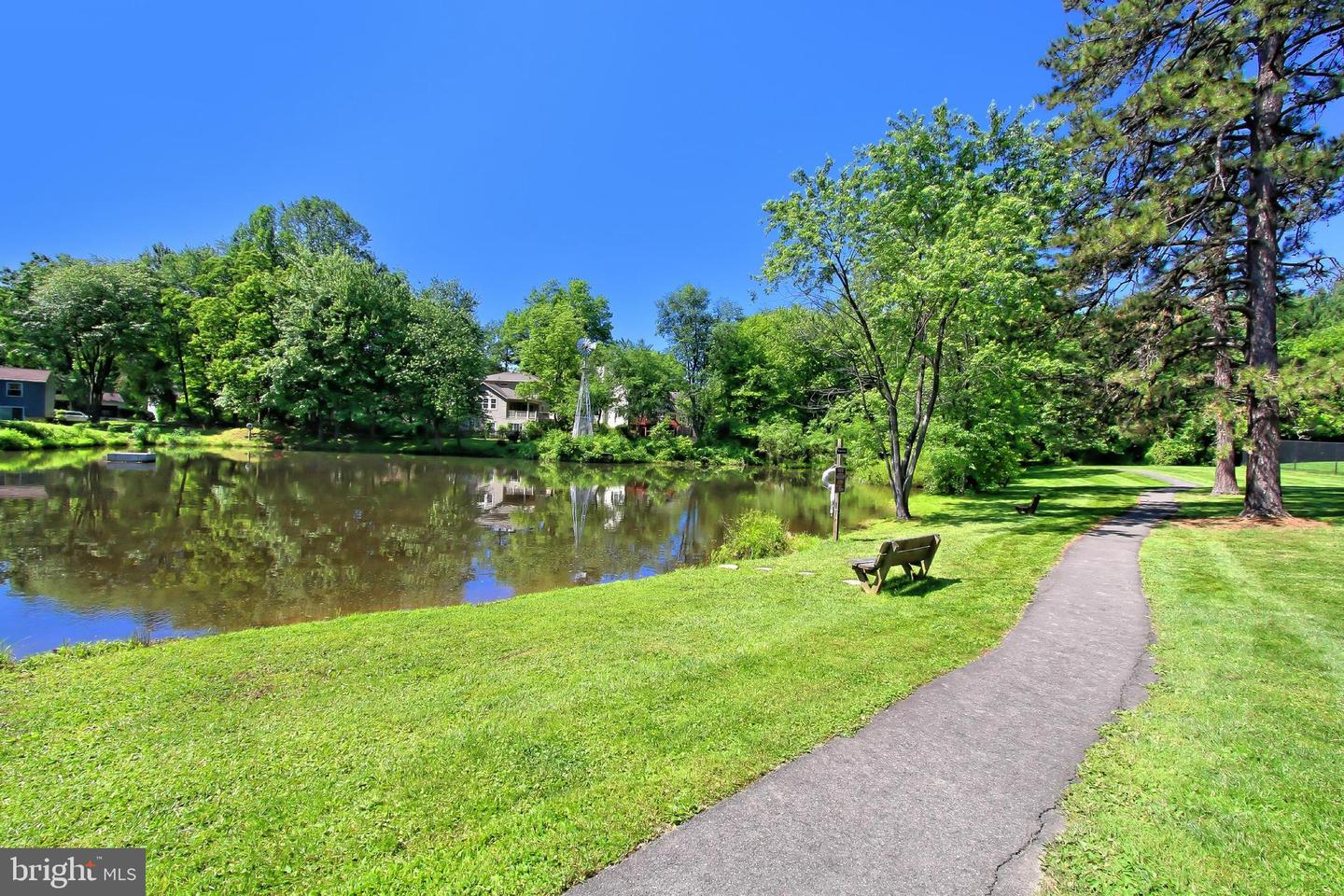 5957 POWELLS LANDING RD, BURKE, Virginia 22015, 4 Bedrooms Bedrooms, ,2 BathroomsBathrooms,Residential,For sale,5957 POWELLS LANDING RD,VAFX2222196 MLS # VAFX2222196