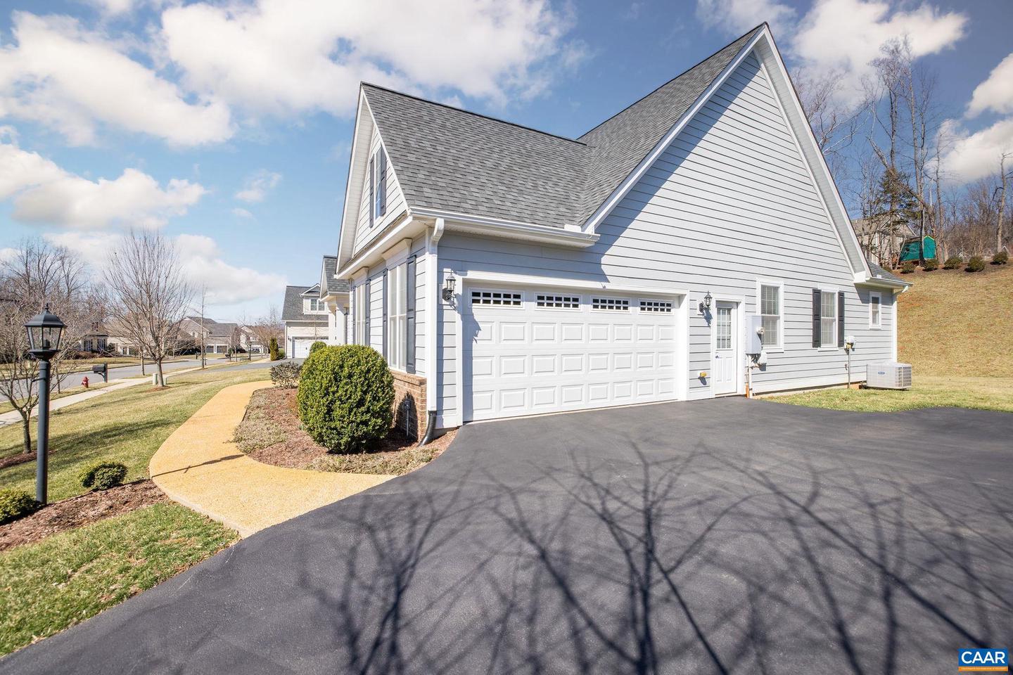 1853 HYLAND CREEK DR, CHARLOTTESVILLE, Virginia 22911, 3 Bedrooms Bedrooms, ,2 BathroomsBathrooms,Residential,For sale,1853 HYLAND CREEK DR,661408 MLS # 661408