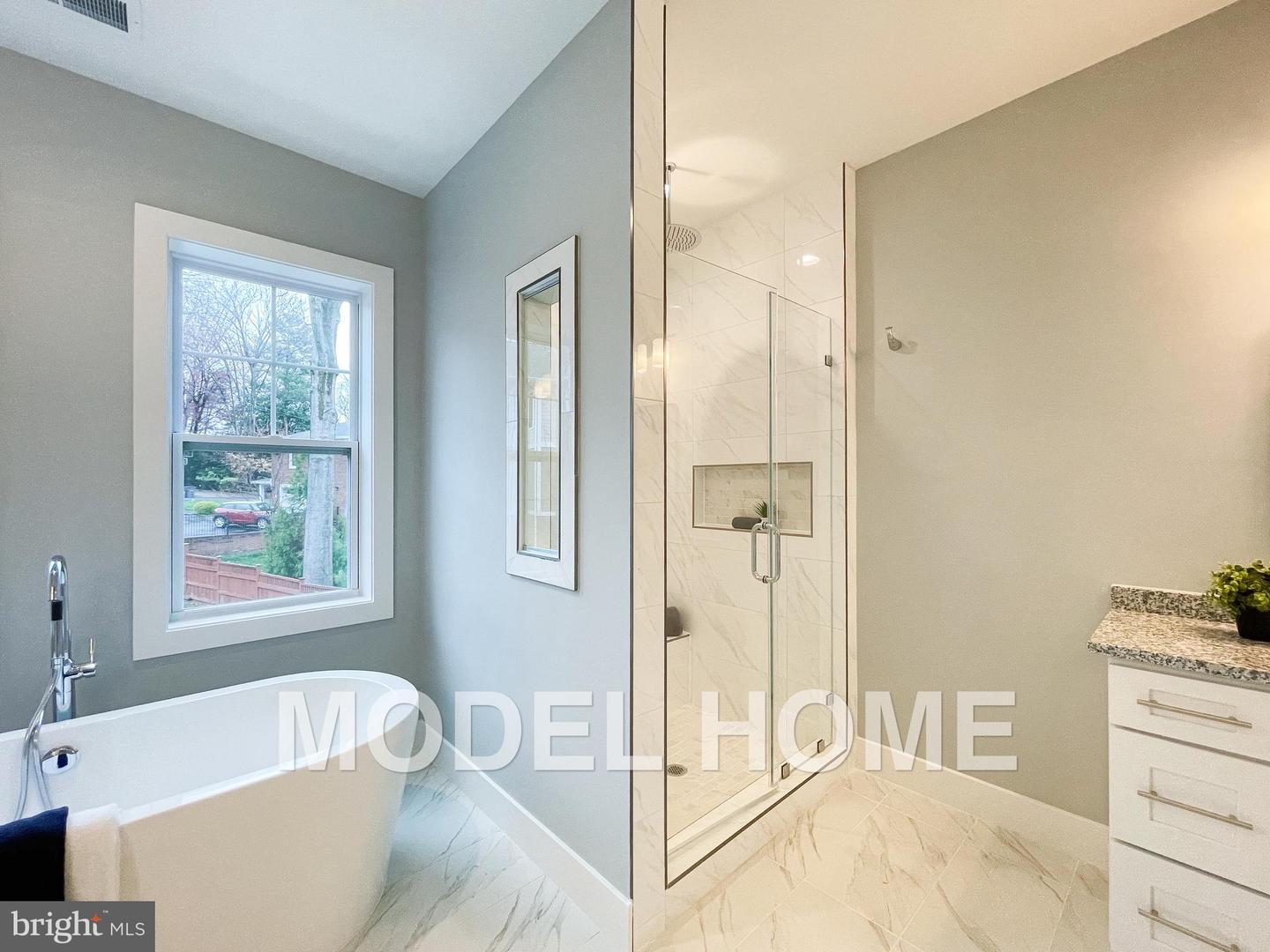 125 CASMAR ST SE, VIENNA, Virginia 22180, 7 Bedrooms Bedrooms, ,7 BathroomsBathrooms,Residential,For sale,125 CASMAR ST SE,VAFX2217196 MLS # VAFX2217196