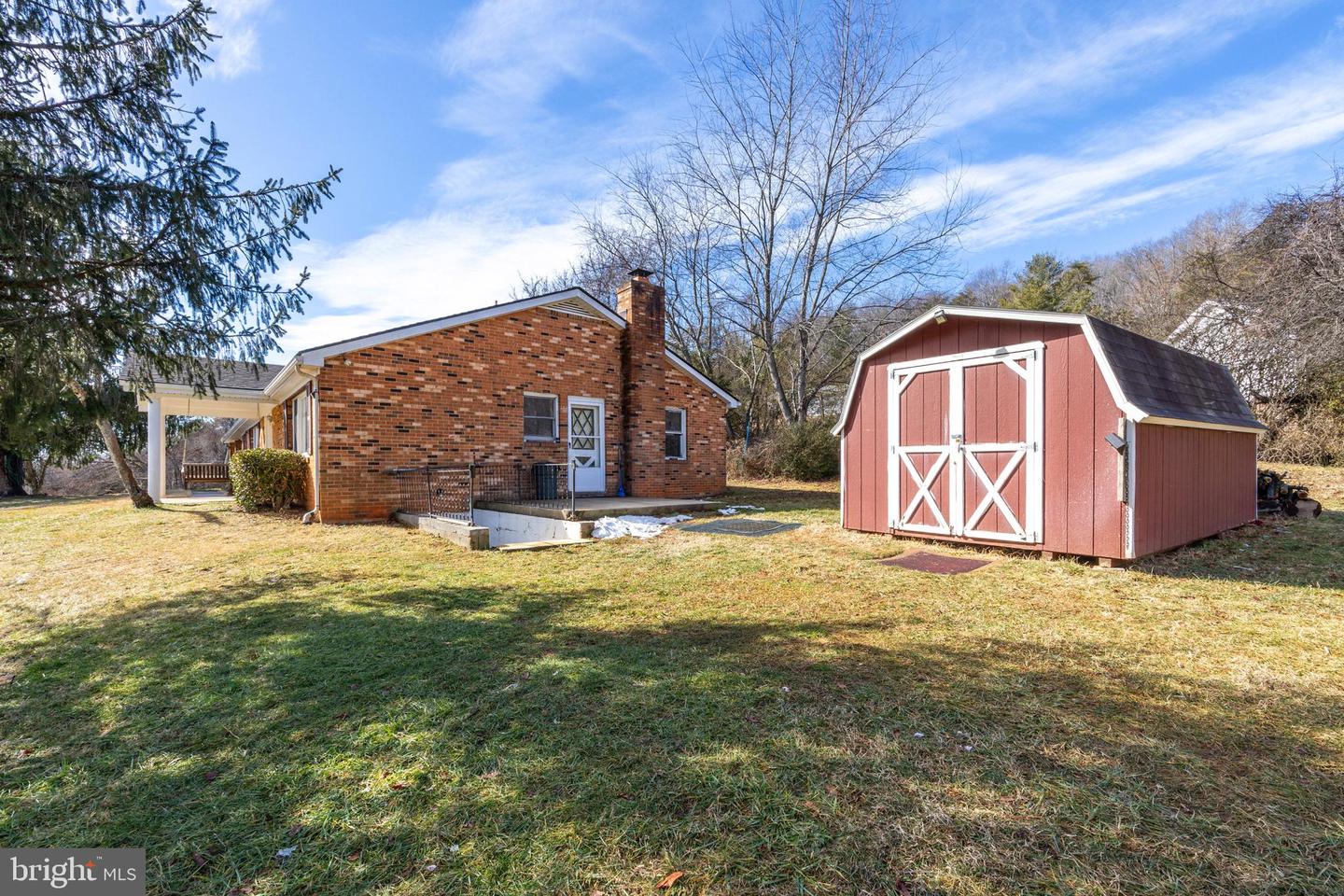 42 DOGWOOD LN, BENTONVILLE, Virginia 22610, 3 Bedrooms Bedrooms, ,3 BathroomsBathrooms,Residential,For sale,42 DOGWOOD LN,VAWR2010272 MLS # VAWR2010272