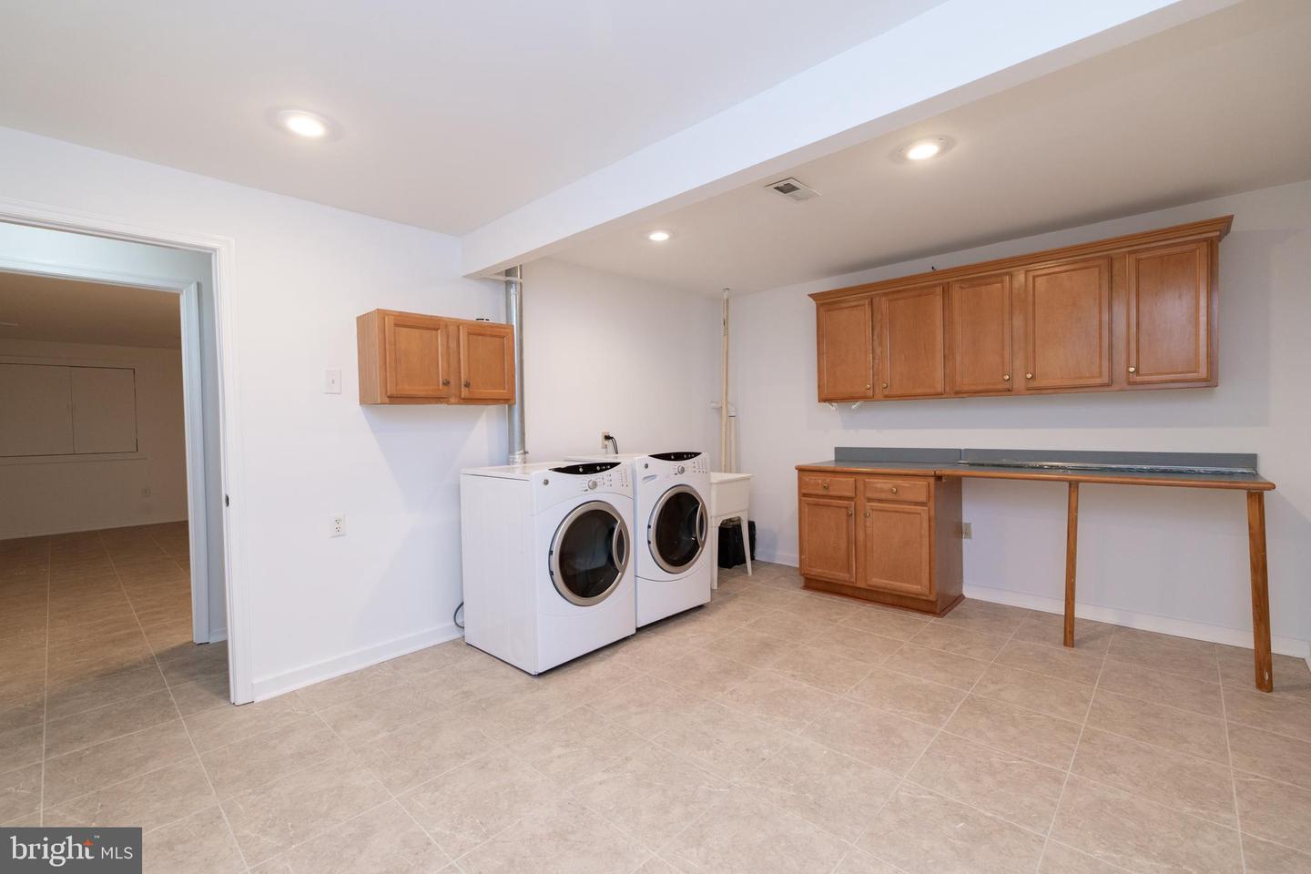 311 BRECKINRIDGE CT, BERRYVILLE, Virginia 22611, 5 Bedrooms Bedrooms, ,3 BathroomsBathrooms,Residential,For sale,311 BRECKINRIDGE CT,VACL2003448 MLS # VACL2003448