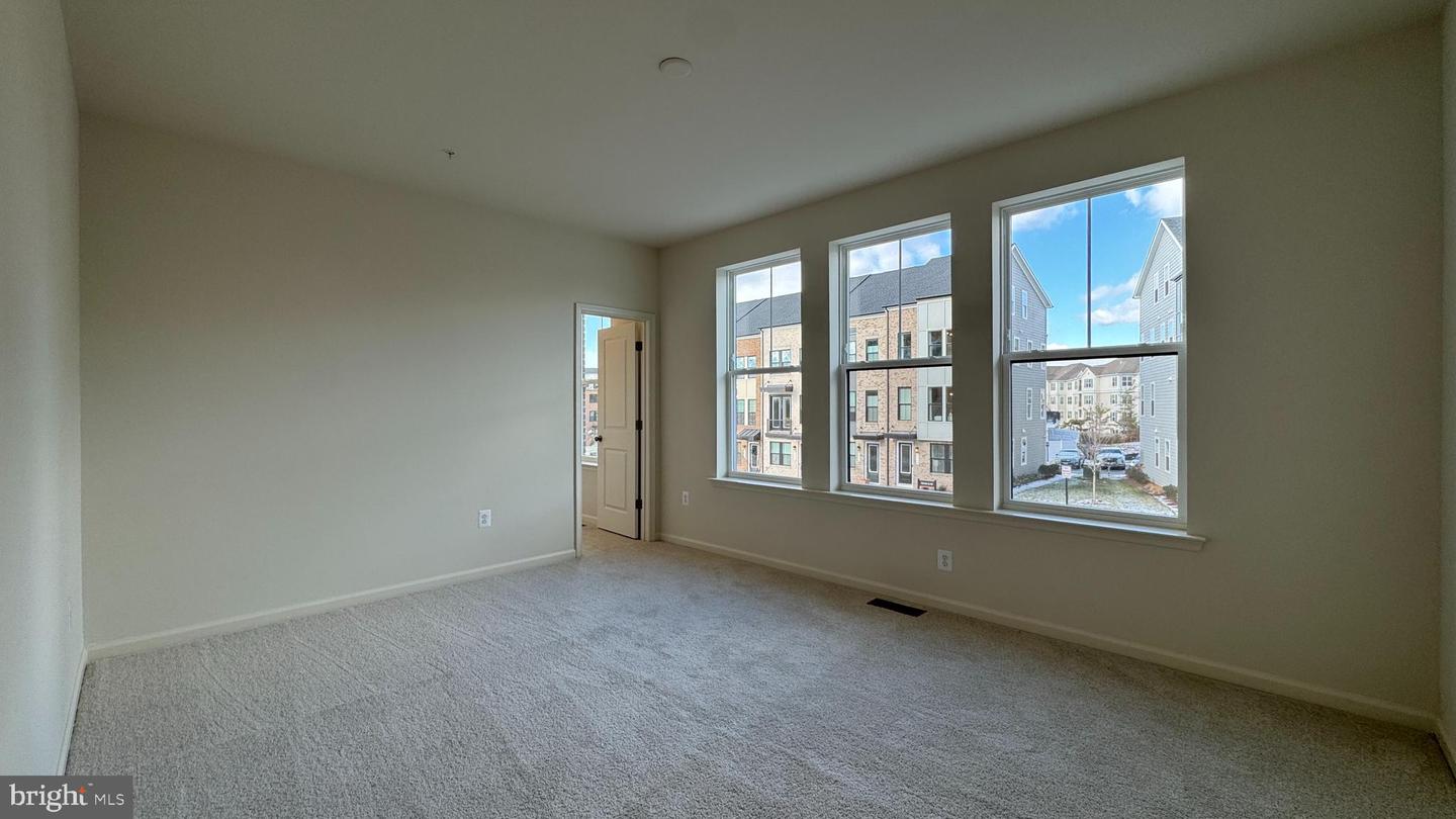 2613 RIVER BIRCH ROAD, HERNDON, Virginia 20171, 3 Bedrooms Bedrooms, ,2 BathroomsBathrooms,Residential,For sale,2613 RIVER BIRCH ROAD,VAFX2224830 MLS # VAFX2224830