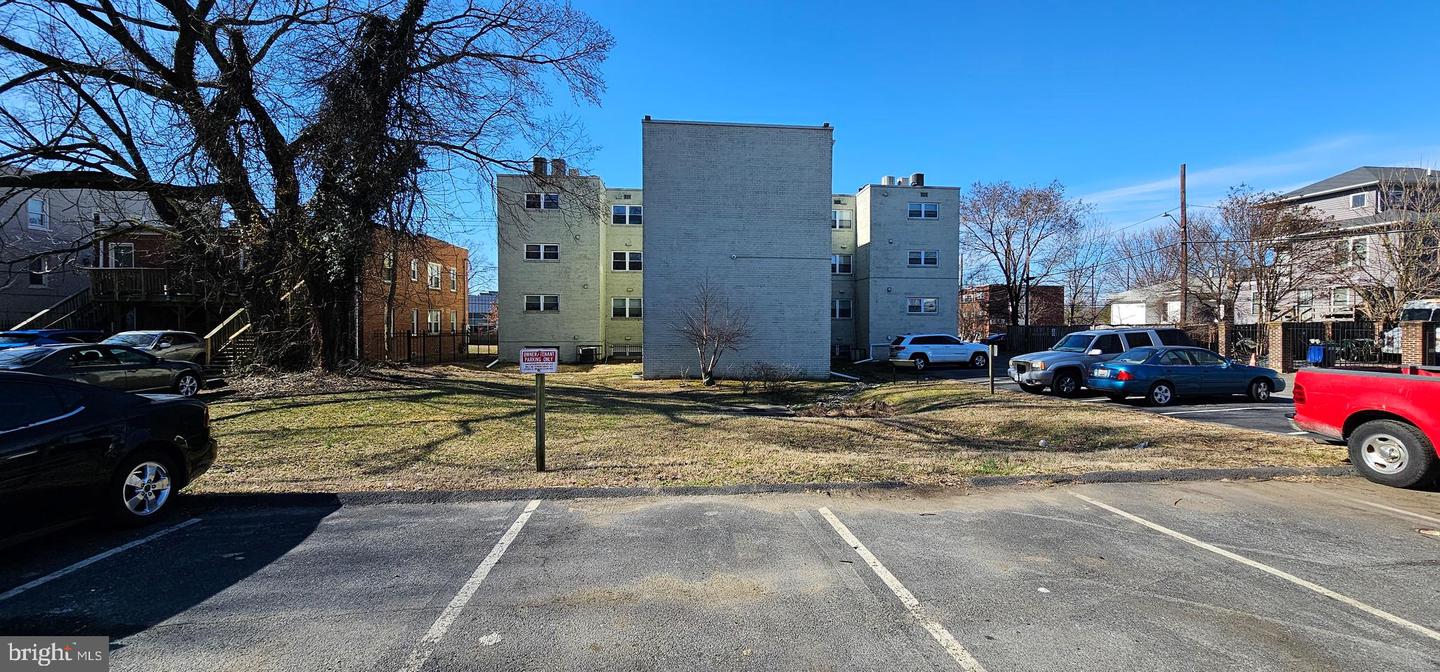 4810 QUARLES ST NE #201, WASHINGTON, District Of Columbia 20019, 2 Bedrooms Bedrooms, ,1 BathroomBathrooms,Residential,For sale,4810 QUARLES ST NE #201,DCDC2188094 MLS # DCDC2188094