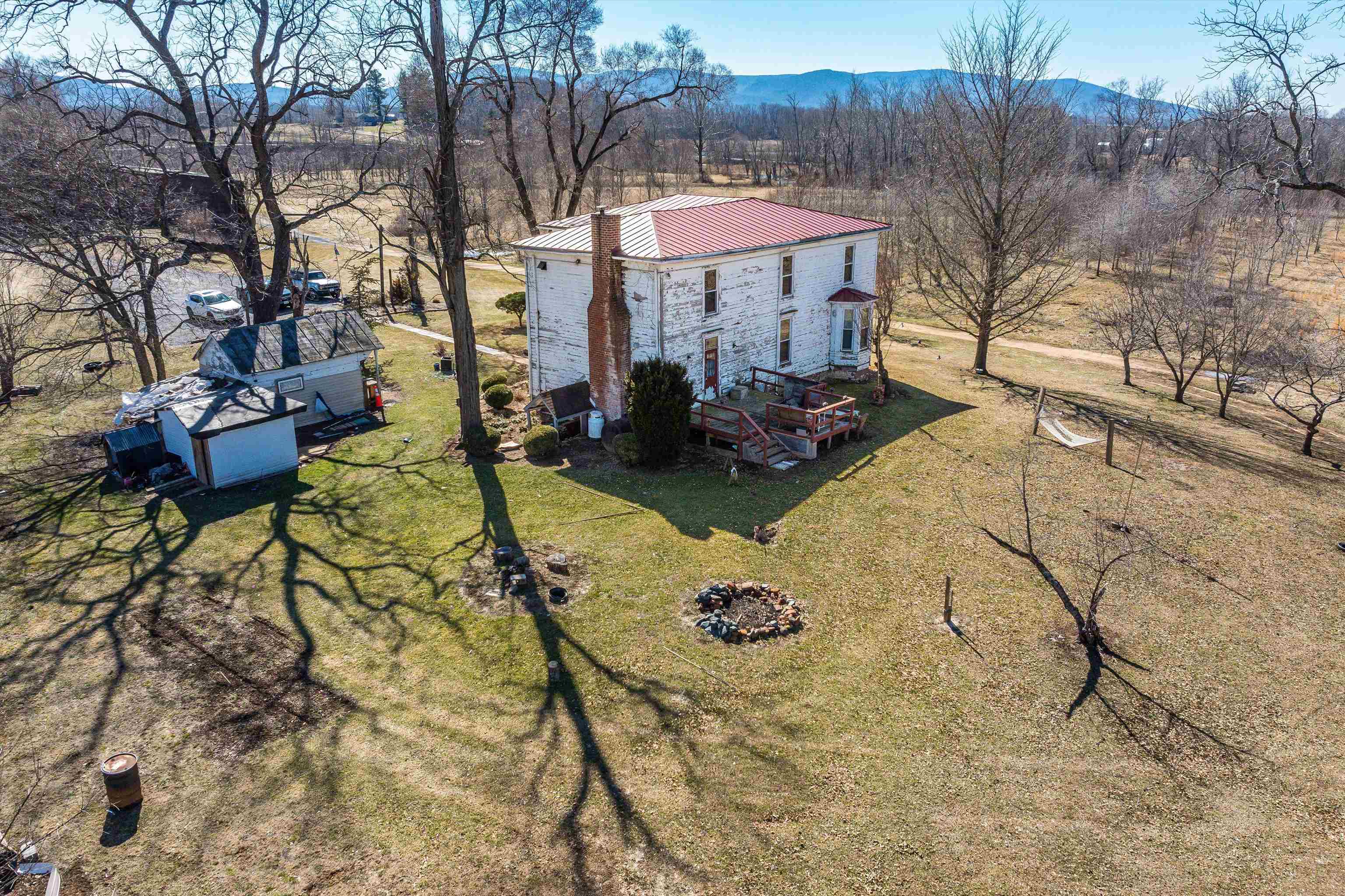 514 LIPSCOMB RD, STUARTS DRAFT, Virginia 24477, 10 Bedrooms Bedrooms, ,4 BathroomsBathrooms,Residential,514 LIPSCOMB RD,661479 MLS # 661479