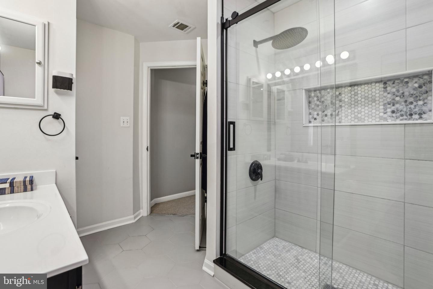 11408 GATE HILL PL #118, RESTON, Virginia 20194, 2 Bedrooms Bedrooms, ,2 BathroomsBathrooms,Residential,For sale,11408 GATE HILL PL #118,VAFX2223402 MLS # VAFX2223402