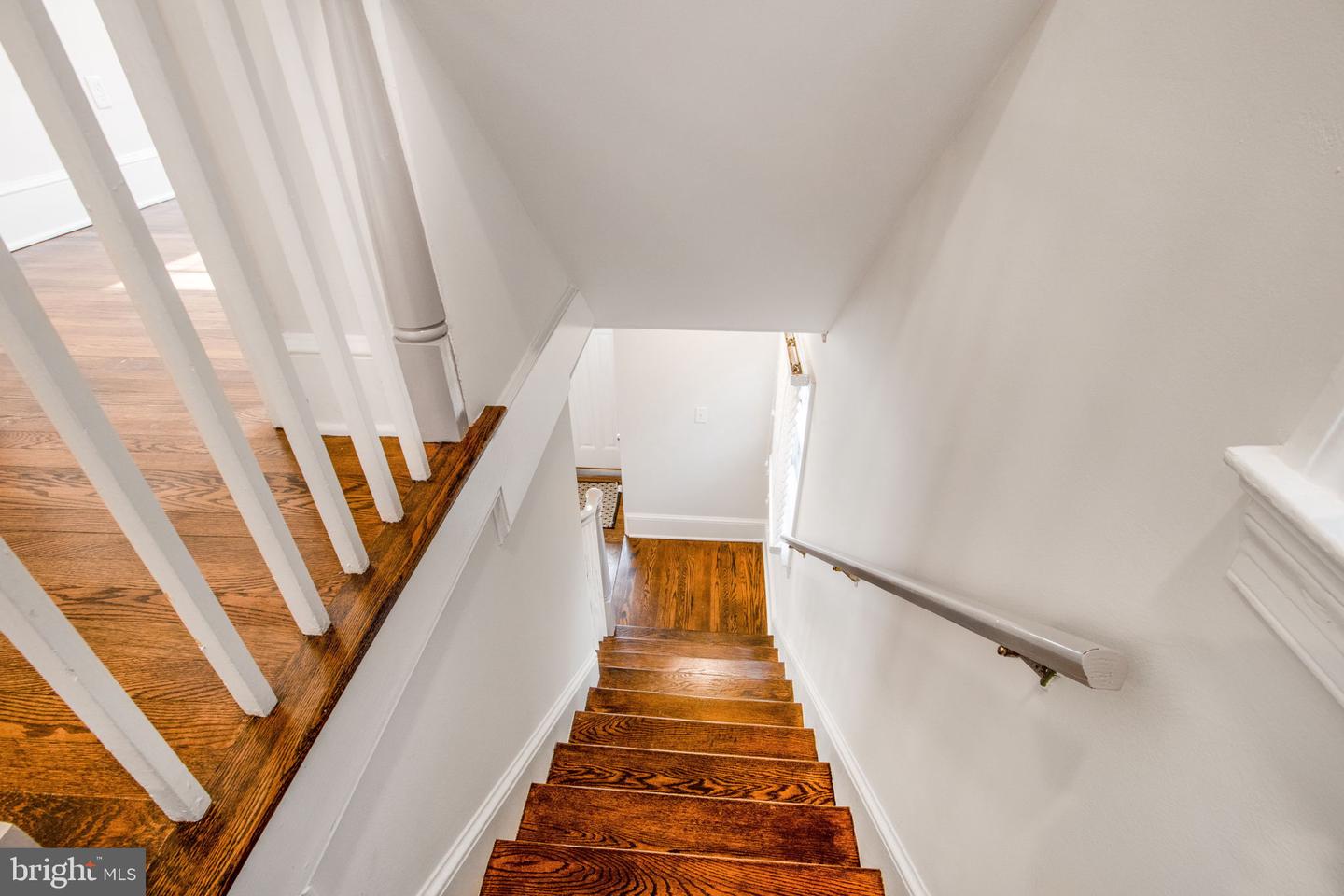 3211 S GLEBE RD S, ARLINGTON, Virginia 22202, 4 Bedrooms Bedrooms, ,2 BathroomsBathrooms,Residential,For sale,3211 S GLEBE RD S,VAAR2054072 MLS # VAAR2054072