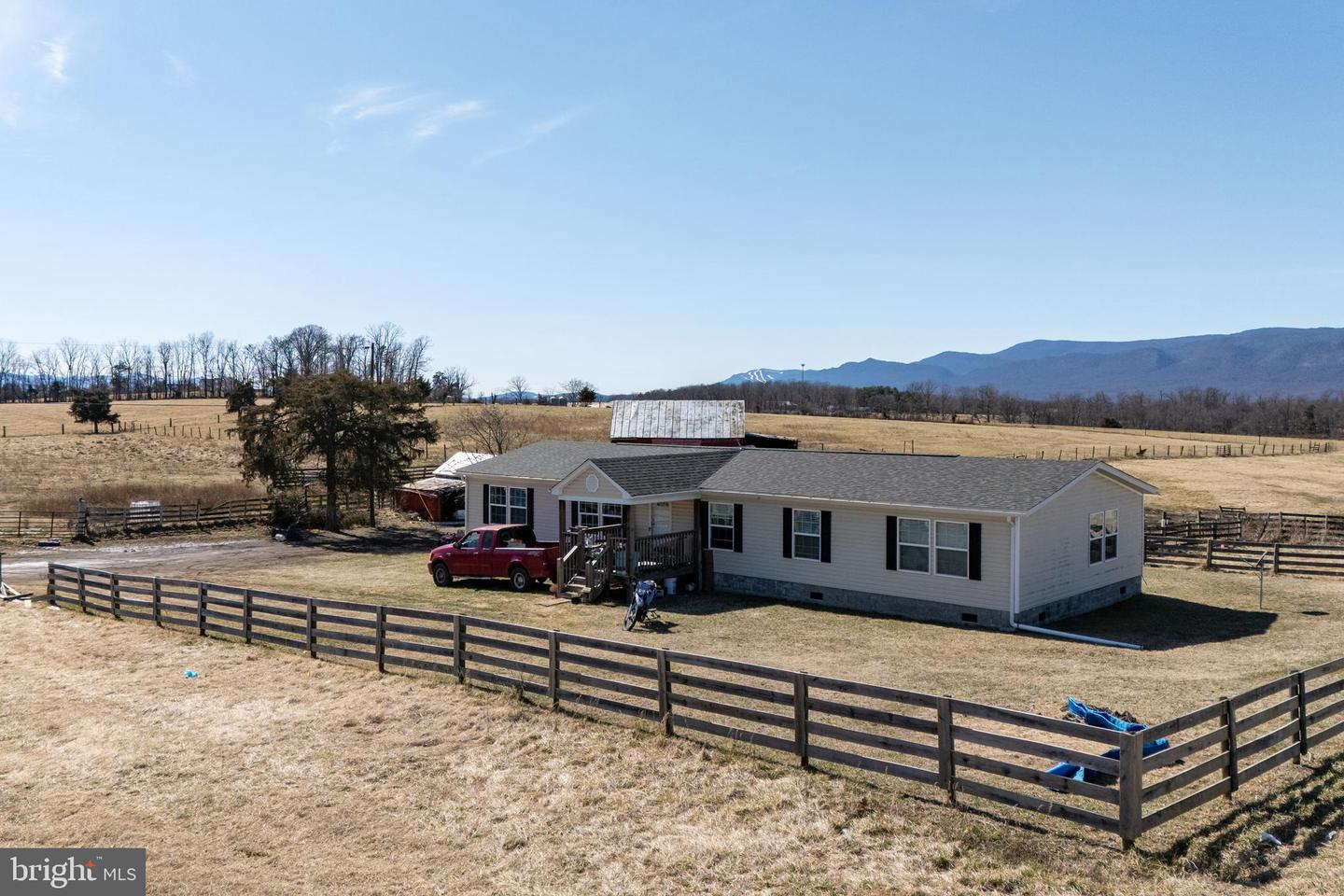 424 FLEEBURG RD, SHENANDOAH, Virginia 22849, 3 Bedrooms Bedrooms, ,2 BathroomsBathrooms,Residential,For sale,424 FLEEBURG RD,VAPA2004542 MLS # VAPA2004542