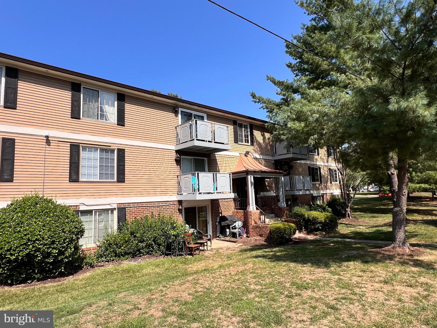 4300-H BUCKMAN RD #H, ALEXANDRIA, Virginia 22309, 2 Bedrooms Bedrooms, ,1 BathroomBathrooms,Residential,For sale,4300-H BUCKMAN RD #H,VAFX2194416 MLS # VAFX2194416