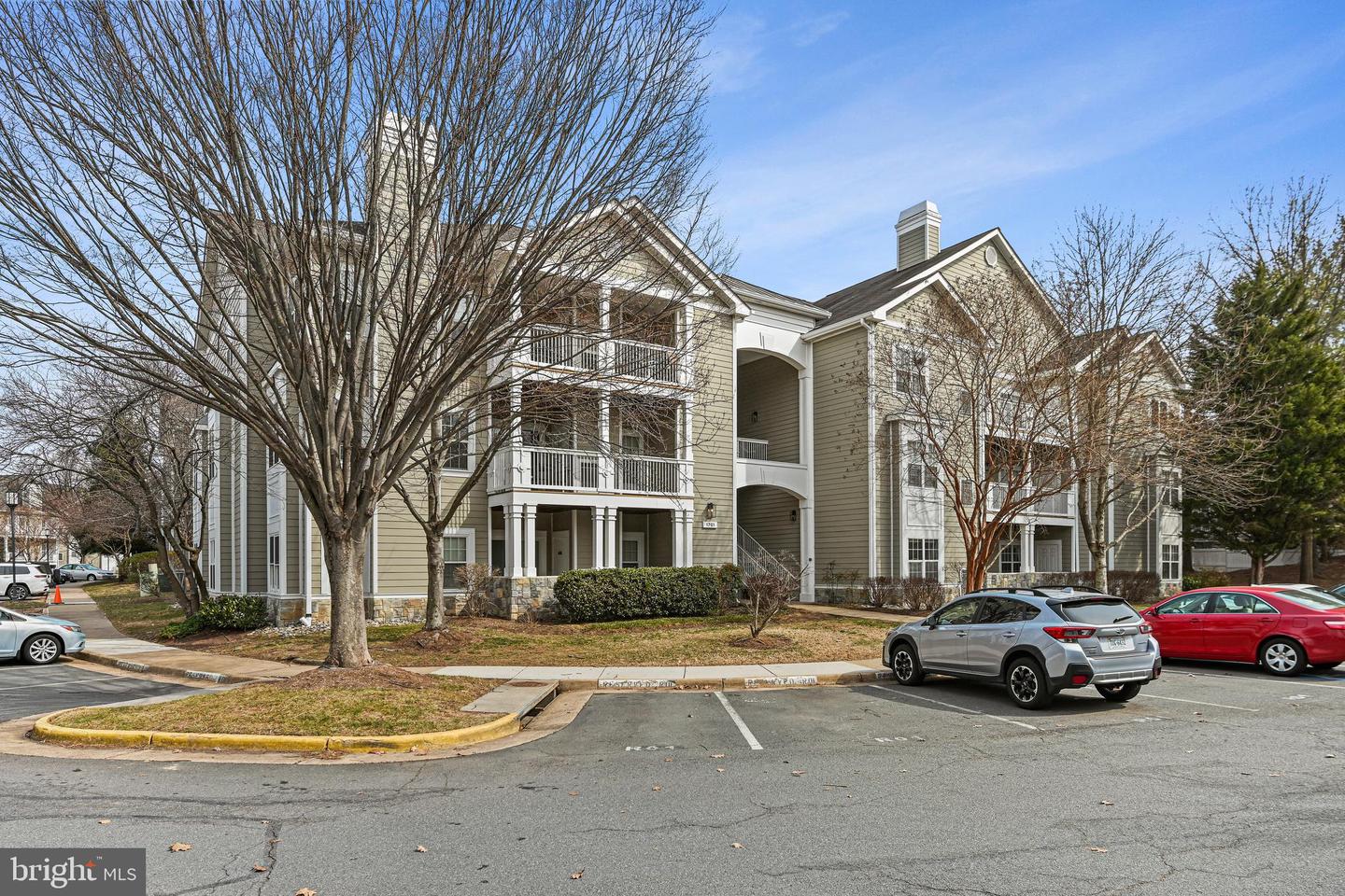 1701 LAKE SHORE CREST DR #24, RESTON, Virginia 20190, 2 Bedrooms Bedrooms, ,2 BathroomsBathrooms,Residential,For sale,1701 LAKE SHORE CREST DR #24,VAFX2222872 MLS # VAFX2222872