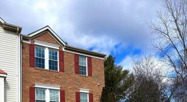 6300 MEADOW GLADE LN, CENTREVILLE, Virginia 20121, 3 Bedrooms Bedrooms, ,2 BathroomsBathrooms,Residential,For sale,6300 MEADOW GLADE LN,VAFX2222898 MLS # VAFX2222898