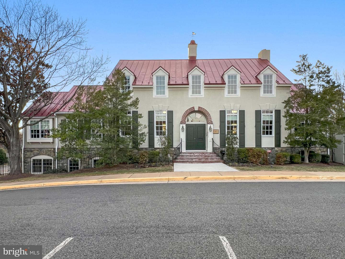 6166 HIDDEN CANYON RD, CENTREVILLE, Virginia 20120, 5 Bedrooms Bedrooms, ,4 BathroomsBathrooms,Residential,For sale,6166 HIDDEN CANYON RD,VAFX2222974 MLS # VAFX2222974