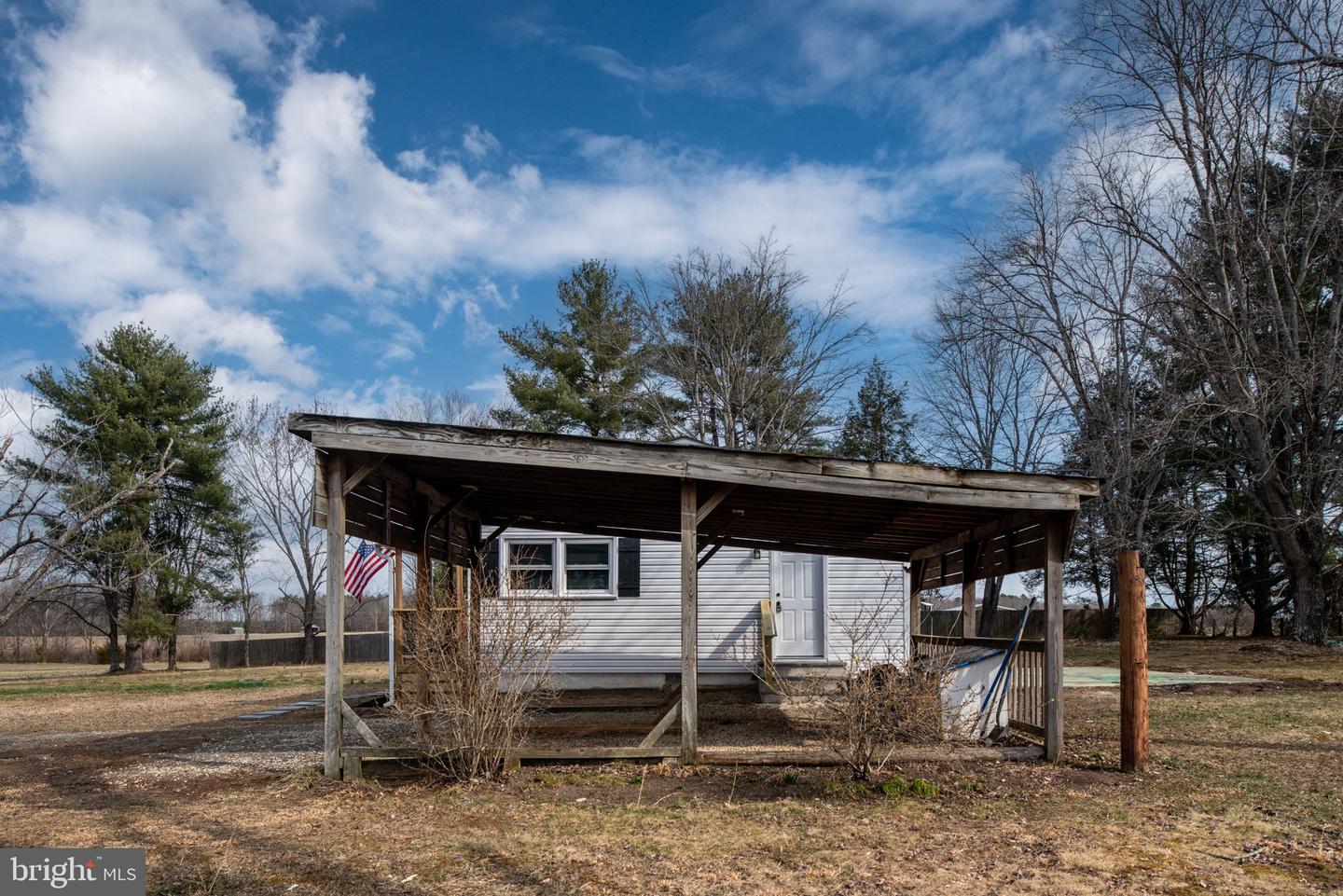 8220 MARYE RD, PARTLOW, Virginia 22534, 3 Bedrooms Bedrooms, ,2 BathroomsBathrooms,Residential,For sale,8220 MARYE RD,VASP2030982 MLS # VASP2030982