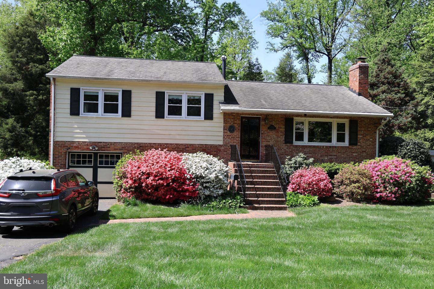 2336 BARBOUR RD, FALLS CHURCH, Virginia 22043, 4 Bedrooms Bedrooms, ,3 BathroomsBathrooms,Residential,For sale,2336 BARBOUR RD,VAFX2224526 MLS # VAFX2224526