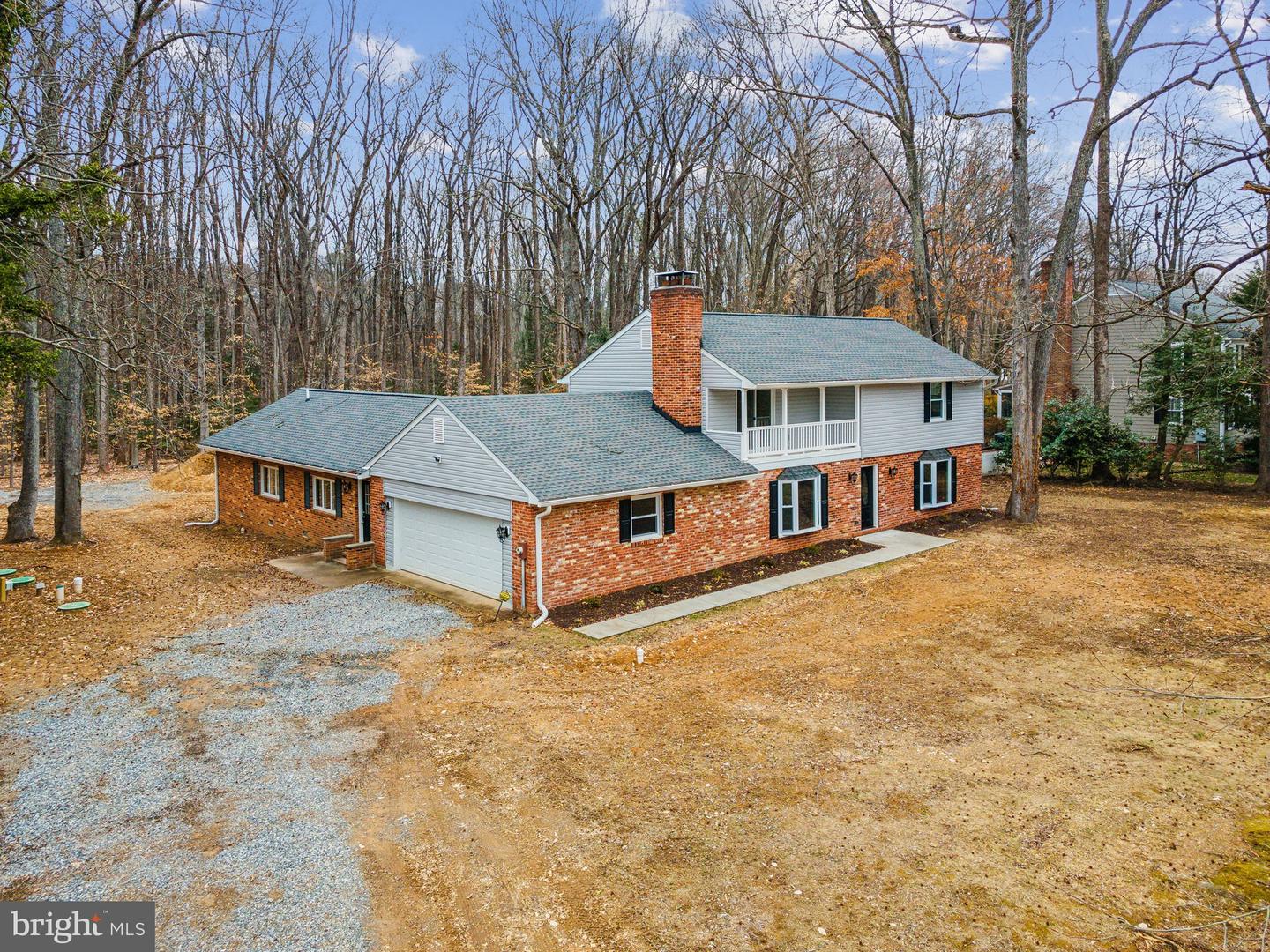 6008 CHAPMAN RD, LORTON, Virginia 22079, 4 Bedrooms Bedrooms, ,3 BathroomsBathrooms,Residential,For sale,6008 CHAPMAN RD,VAFX2224702 MLS # VAFX2224702