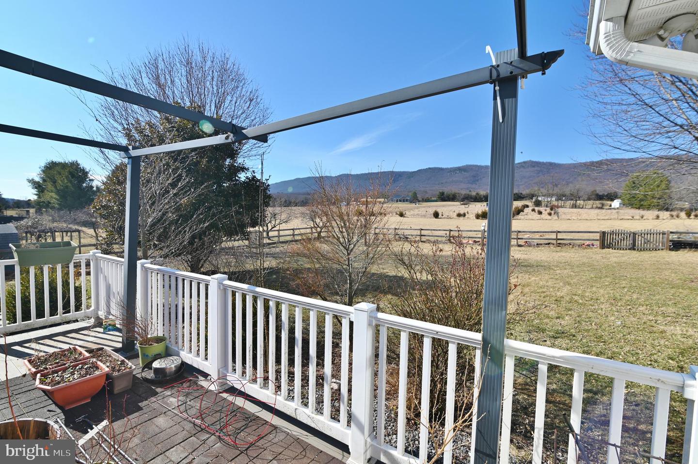 8289 BACK RD, MAURERTOWN, Virginia 22644, 2 Bedrooms Bedrooms, ,2 BathroomsBathrooms,Residential,For sale,8289 BACK RD,VASH2010782 MLS # VASH2010782