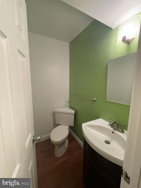 1738 GALES ST NE, WASHINGTON, District Of Columbia 20002, 3 Bedrooms Bedrooms, ,1 BathroomBathrooms,Residential,For sale,1738 GALES ST NE,DCDC2187698 MLS # DCDC2187698