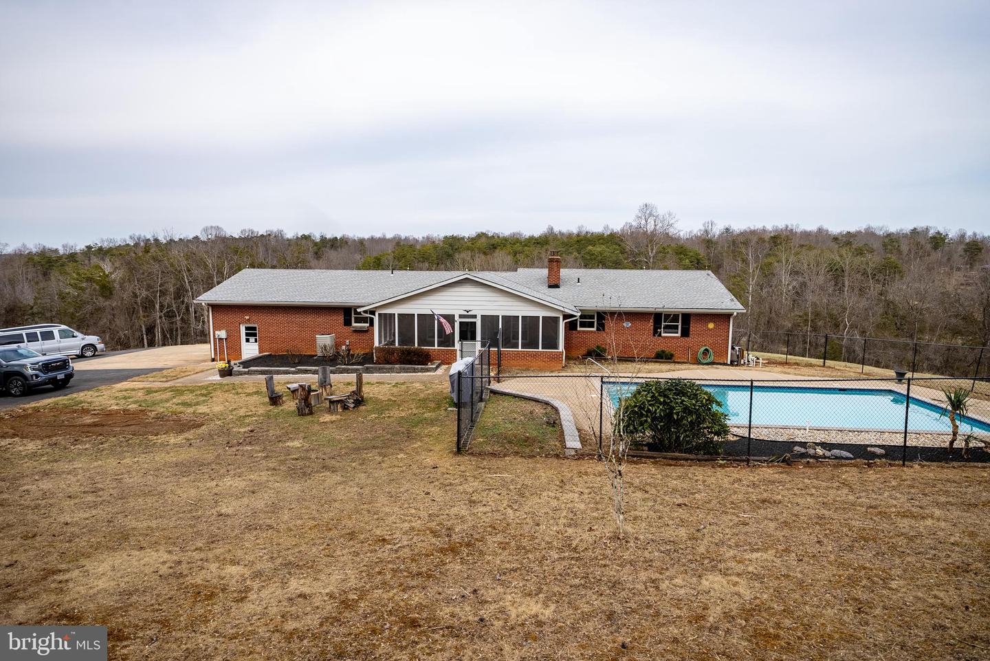 8524 LOCK LN, WARRENTON, Virginia 20186, 3 Bedrooms Bedrooms, ,2 BathroomsBathrooms,Residential,For sale,8524 LOCK LN,VAFQ2015634 MLS # VAFQ2015634