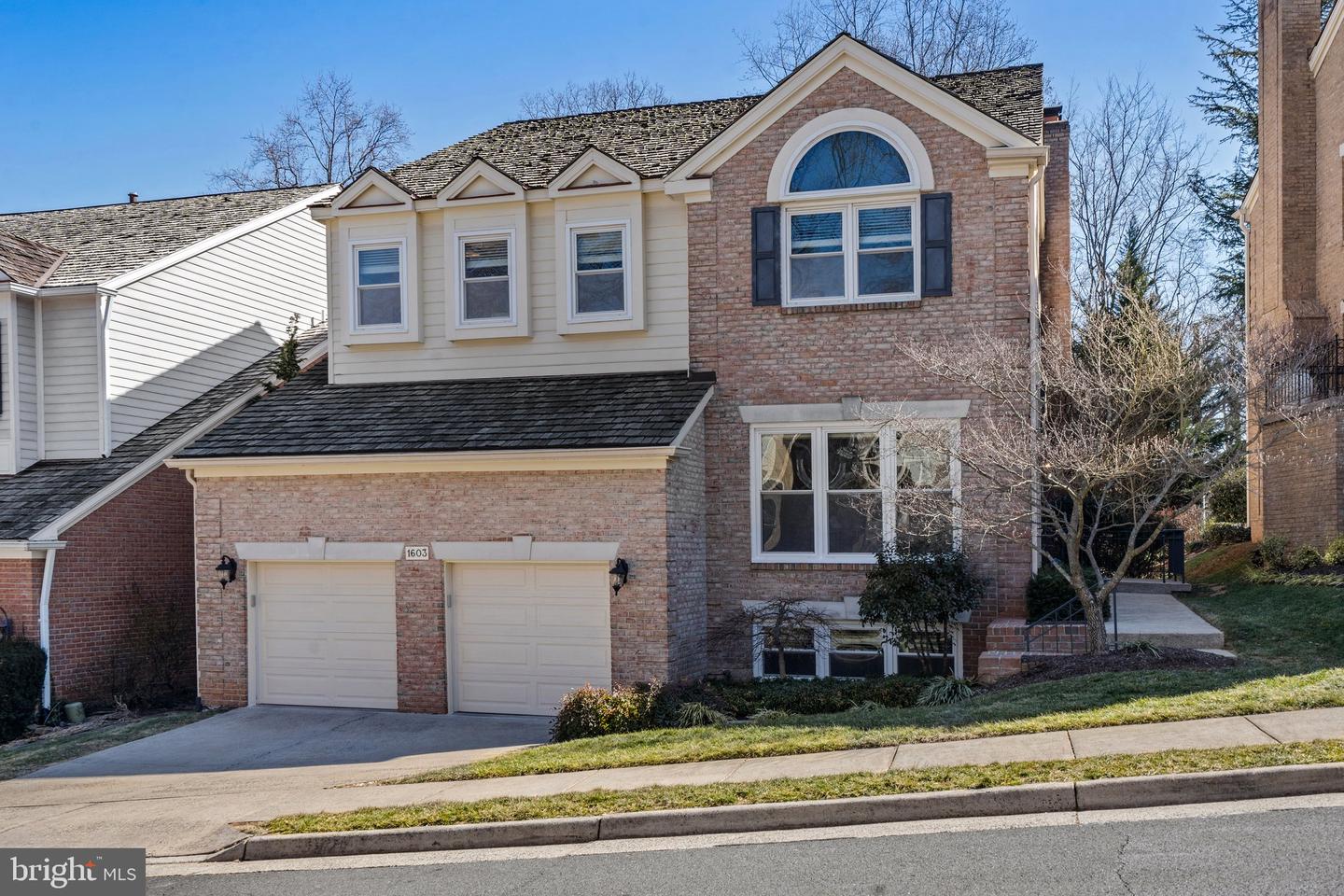 1603 AERIE LN, MCLEAN, Virginia 22101, 4 Bedrooms Bedrooms, ,3 BathroomsBathrooms,Residential,For sale,1603 AERIE LN,VAFX2225058 MLS # VAFX2225058