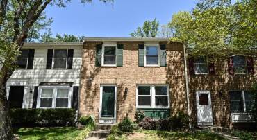 8003 STEEPLE CHASE CT, SPRINGFIELD, Virginia 22153, 3 Bedrooms Bedrooms, 12 Rooms Rooms,2 BathroomsBathrooms,Residential,For sale,8003 STEEPLE CHASE CT,VAFX2225156 MLS # VAFX2225156