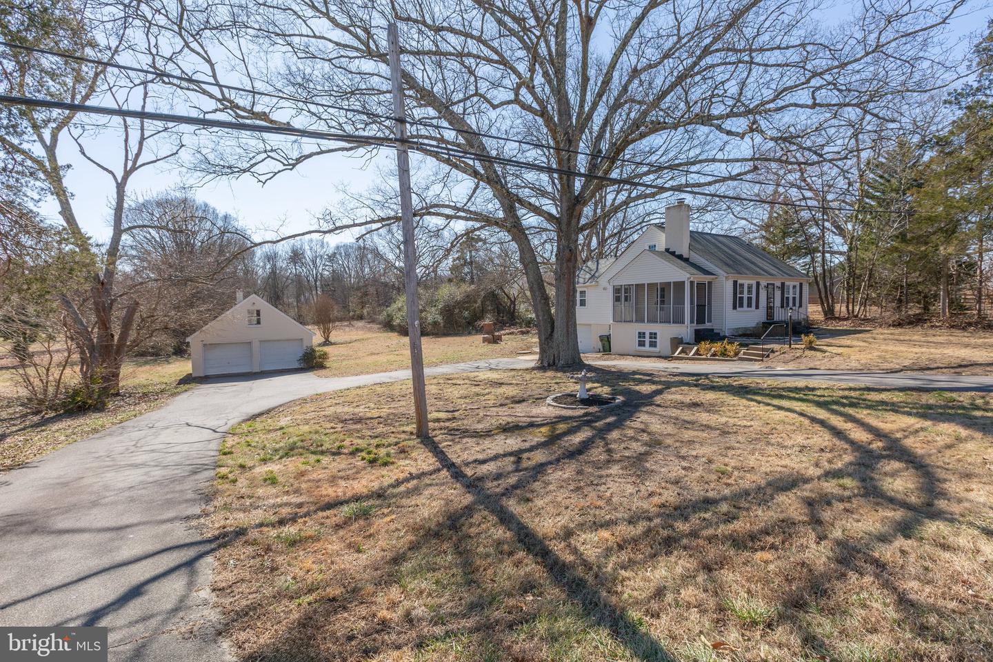 610 WHITE OAK RD, FREDERICKSBURG, Virginia 22405, 3 Bedrooms Bedrooms, ,2 BathroomsBathrooms,Residential,For sale,610 WHITE OAK RD,VAST2036420 MLS # VAST2036420