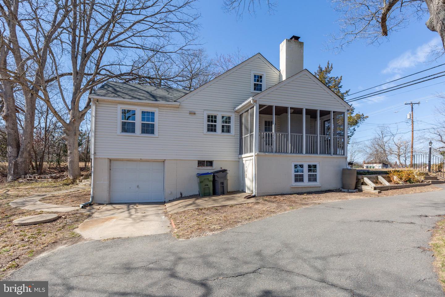 610 WHITE OAK RD, FREDERICKSBURG, Virginia 22405, 3 Bedrooms Bedrooms, ,2 BathroomsBathrooms,Residential,For sale,610 WHITE OAK RD,VAST2036420 MLS # VAST2036420