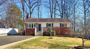 3155 KENNEY DR, FALLS CHURCH, Virginia 22042, 3 Bedrooms Bedrooms, ,2 BathroomsBathrooms,Residential,For sale,3155 KENNEY DR,VAFX2225324 MLS # VAFX2225324