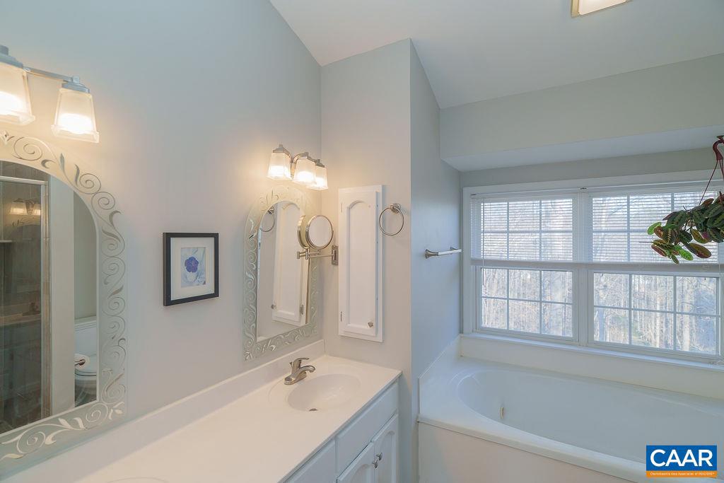 2509 INDIAN LAUREL RD, CHARLOTTESVILLE, Virginia 22911, 4 Bedrooms Bedrooms, ,3 BathroomsBathrooms,Residential,For sale,2509 INDIAN LAUREL RD,661489 MLS # 661489