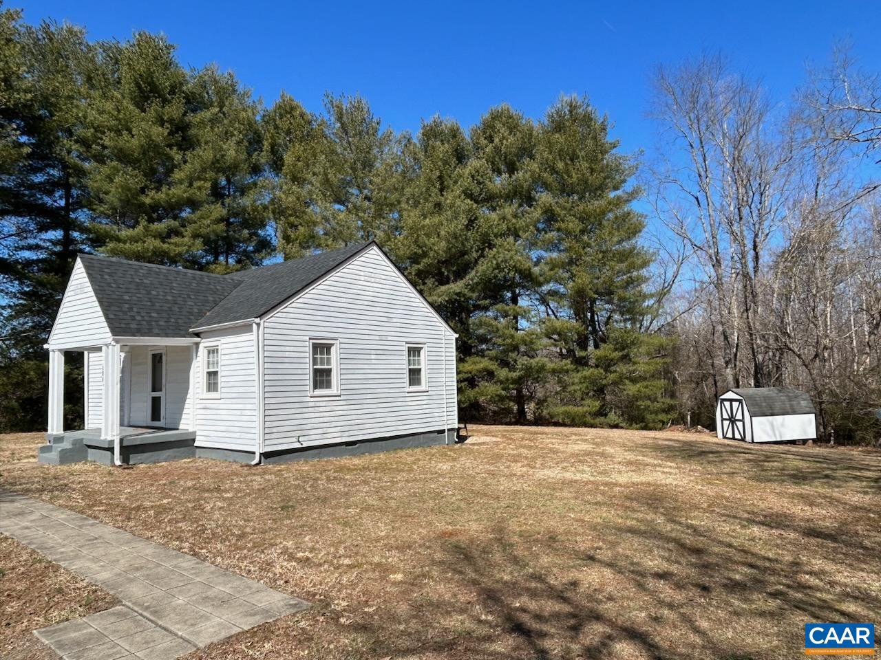 186 OVERLOOK HTS, SCOTTSVILLE, Virginia 24590, 2 Bedrooms Bedrooms, ,1 BathroomBathrooms,Residential,For sale,186 OVERLOOK HTS,661494 MLS # 661494