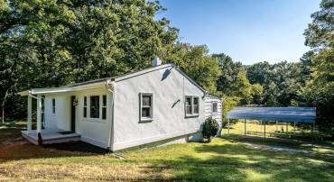 1055 HACKTOWN RD, KESWICK, Virginia 22947, 3 Bedrooms Bedrooms, ,2 BathroomsBathrooms,Residential,For sale,1055 HACKTOWN RD,VAAB2000746 MLS # VAAB2000746