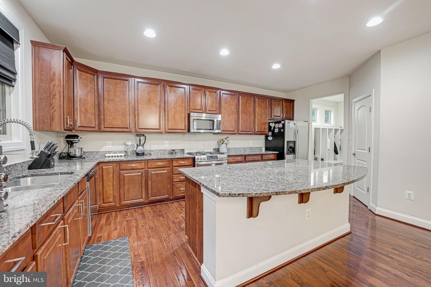 2216 TURNBUCKLE LN, WOODBRIDGE, Virginia 22191, 5 Bedrooms Bedrooms, ,3 BathroomsBathrooms,Residential,For sale,2216 TURNBUCKLE LN,VAPW2082898 MLS # VAPW2082898