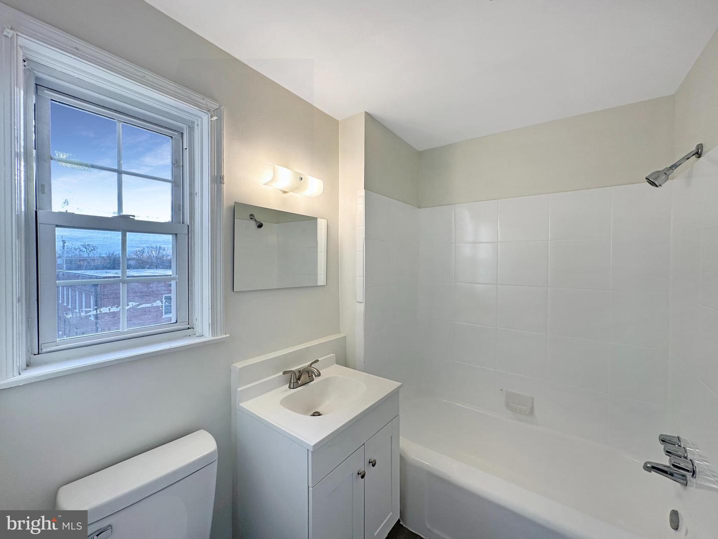 2109 FORT DAVIS ST SE #201, WASHINGTON, District Of Columbia 20020, 2 Bedrooms Bedrooms, ,1 BathroomBathrooms,Residential,For sale,2109 FORT DAVIS ST SE #201,DCDC2169992 MLS # DCDC2169992