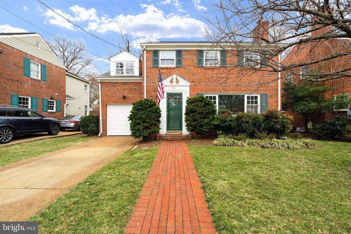 2604 CAMERON MILLS RD, ALEXANDRIA, Virginia 22302, 3 Bedrooms Bedrooms, ,2 BathroomsBathrooms,Residential,For sale,2604 CAMERON MILLS RD,VAAX2039926 MLS # VAAX2039926