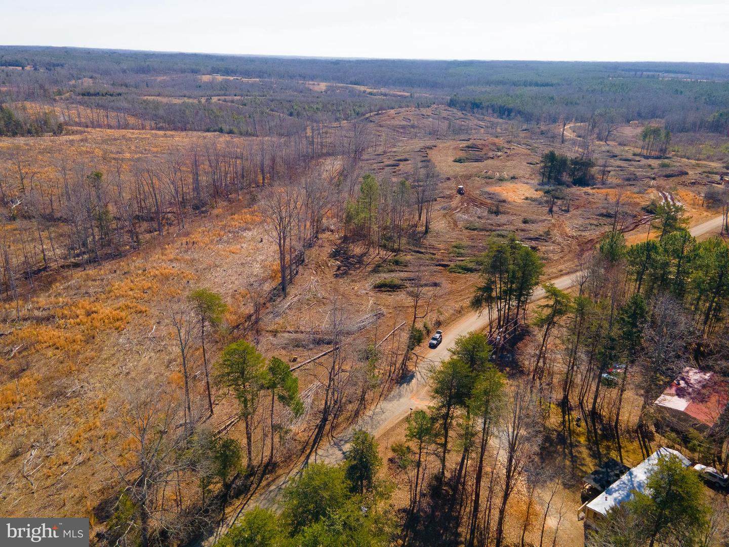 000 HENRYS TRL, NATHALIE, Virginia 24577, ,Land,For sale,000 HENRYS TRL,VAHX2000088 MLS # VAHX2000088